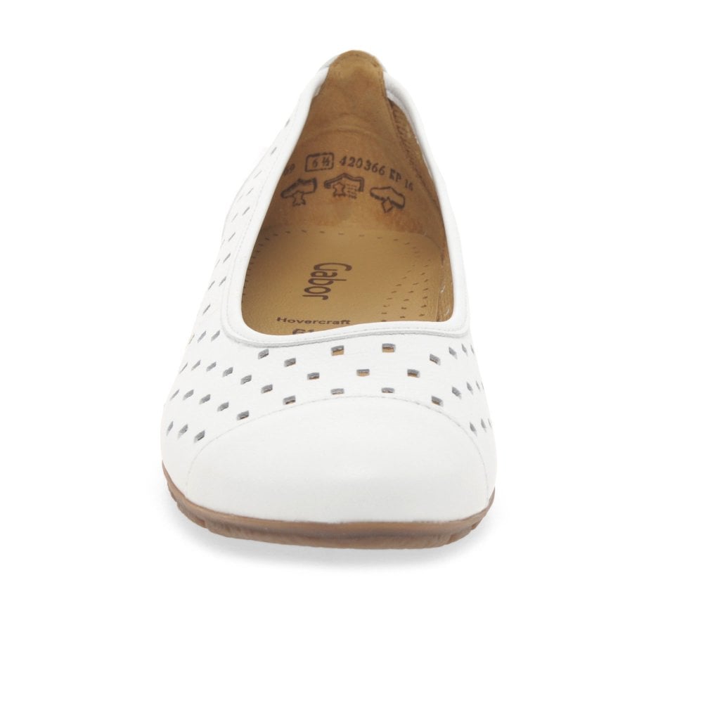 Gabor slip on shoes 44.169.21 White Leather