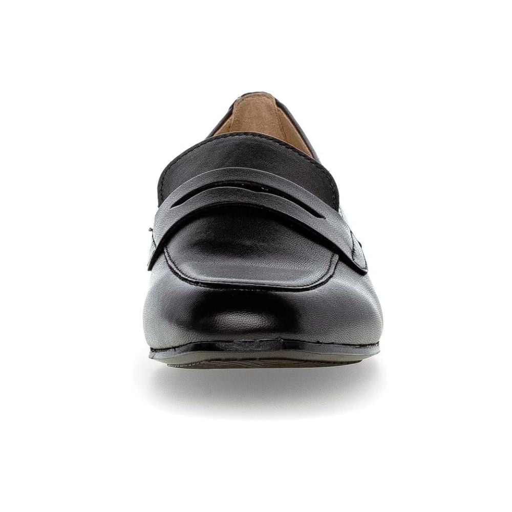 Gabor Women's Distressed Loafers | Black | 75.270.27