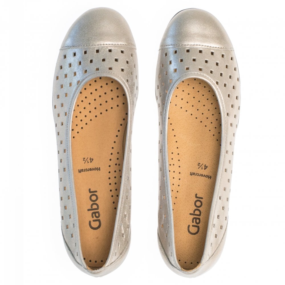 Gabor Ruffle Eclipse Metallic Leather Slip-On Pump Shoes | 64.169.62