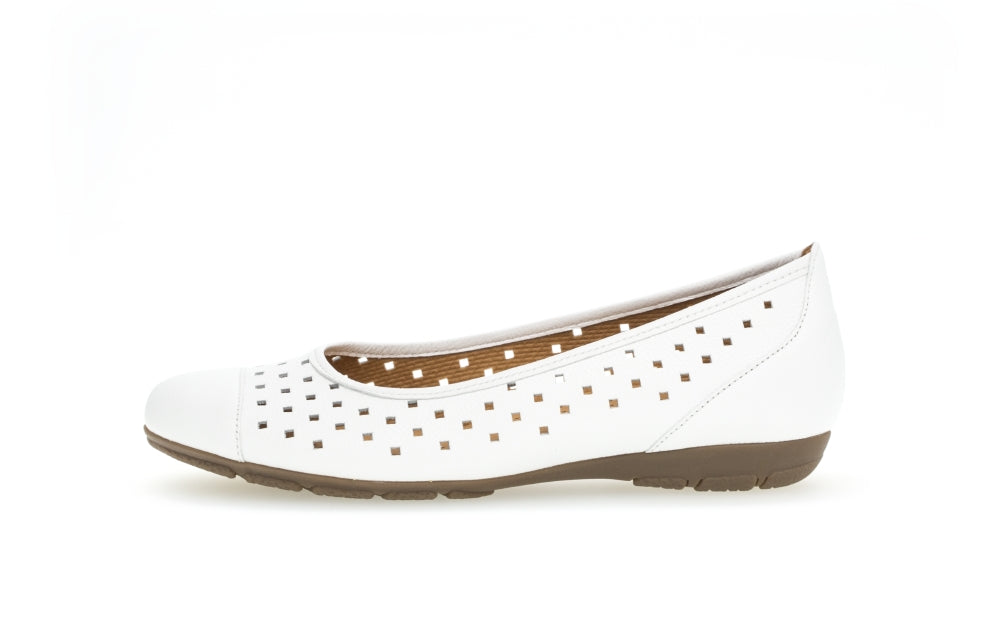 Gabor Ruffle 24.169 Ladies Ballet Pumps leather, metallic Colours Ltd, Colours, Colours Farnham, Colours Shoes