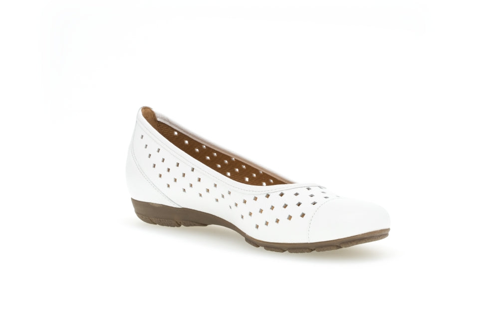Gabor Ruffle 24.169 Ladies Ballet Pumps leather, metallic Colours Ltd, Colours, Colours Farnham, Colours Shoes