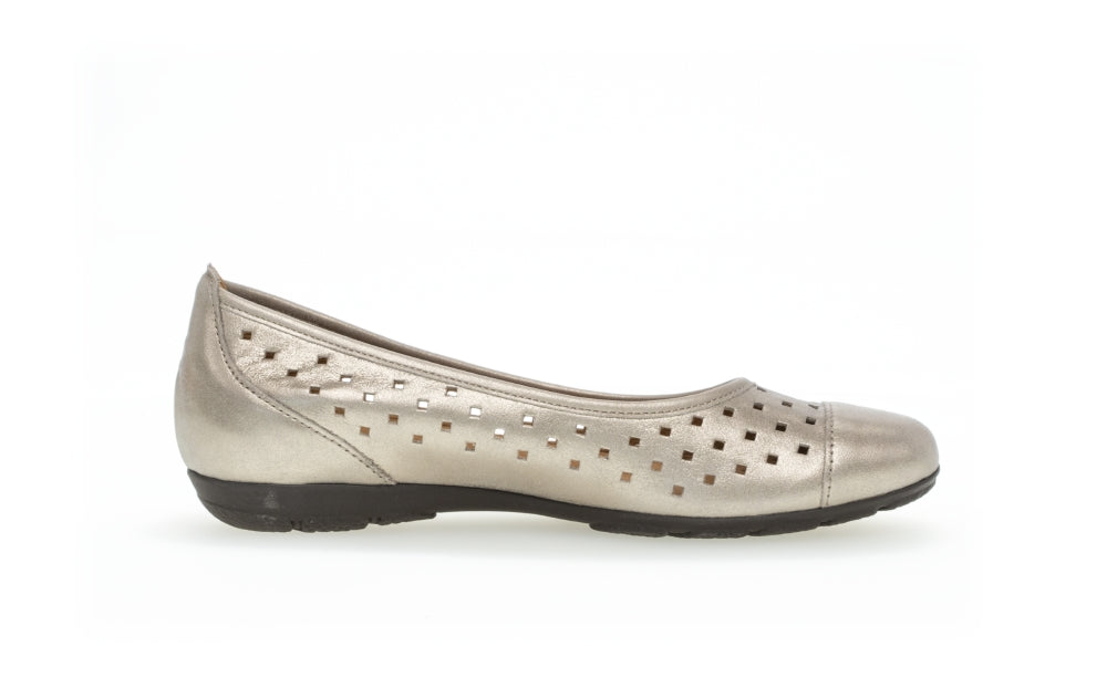 Gabor Ruffle 24.169 Ladies Ballet Pumps leather, metallic Colours Ltd, Colours, Colours Farnham, Colours Shoes