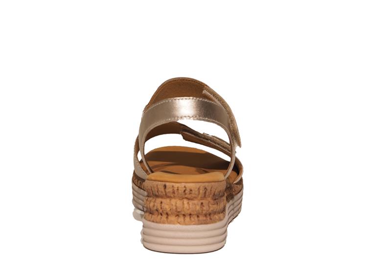 Gabor Shout Leather Sandals | Metallic Gold | 82.700.82