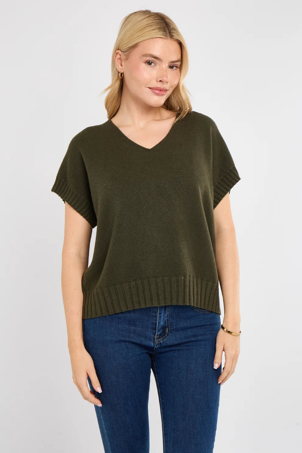 G7 V-Neck Cap Sleeve Jumper