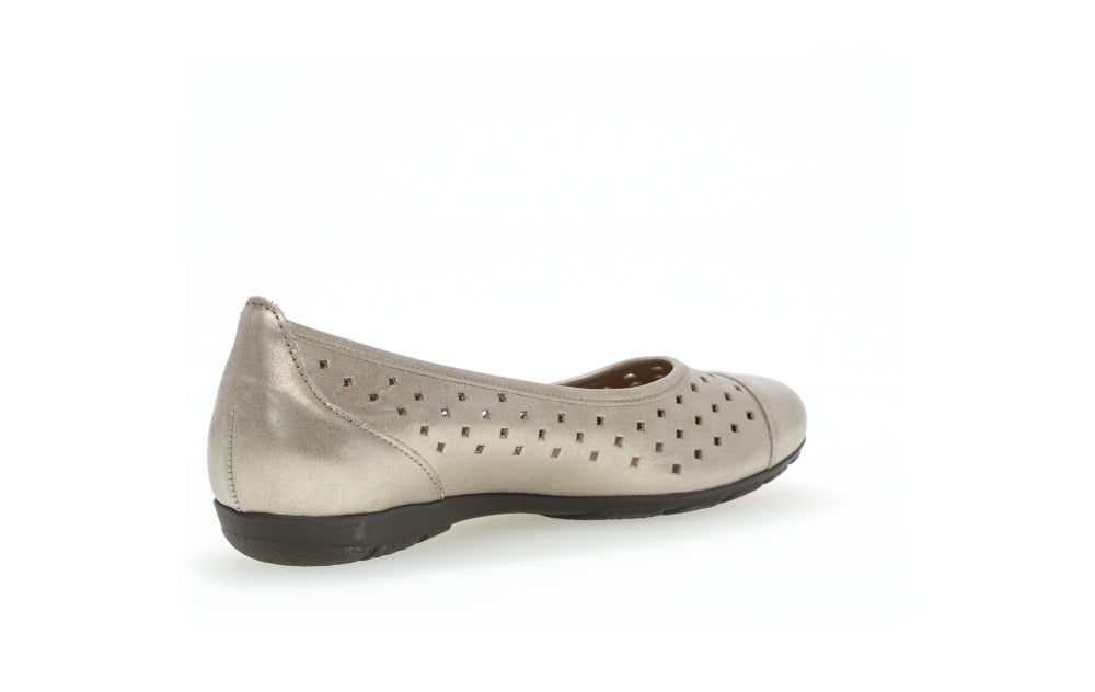 Gabor Ruffle 24.169 Ladies Ballet Pumps leather, metallic Colours Ltd, Colours, Colours Farnham, Colours Shoes